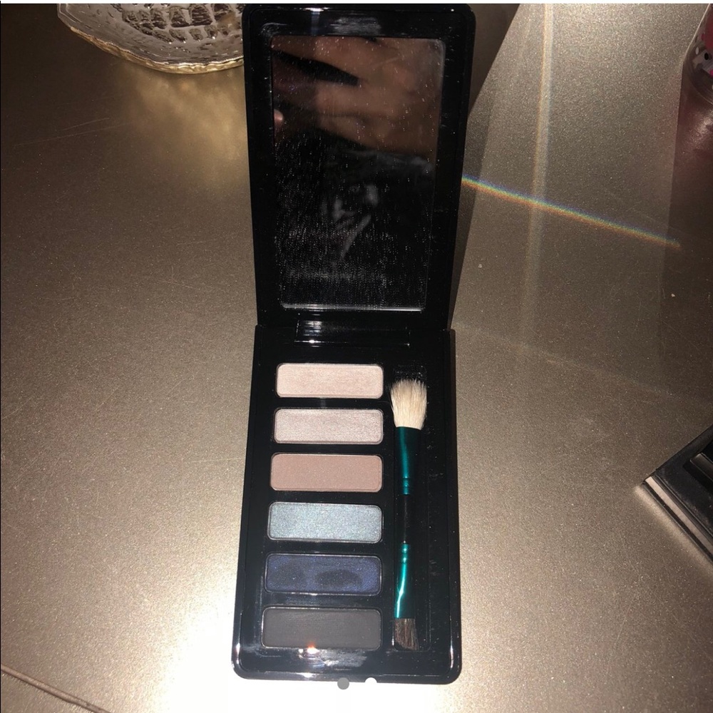 MAC eyeshadow